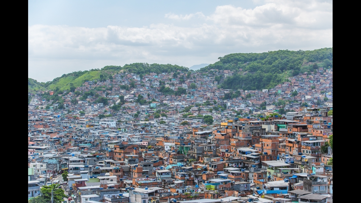 5d9d78b080739a3173579dd00d2bfcf8